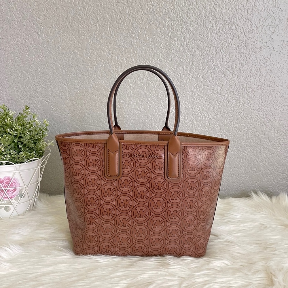 MICHAEL KORS Jodie Small Logo Jacquard Tote Bag In Luggage - 35H1T2JT1C